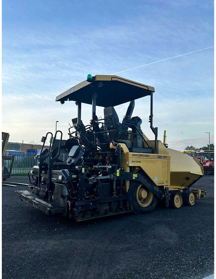 Caterpillar AP500F - Строительная техника: фото 3 Caterpillar AP500F - Строительная техника: фото 3