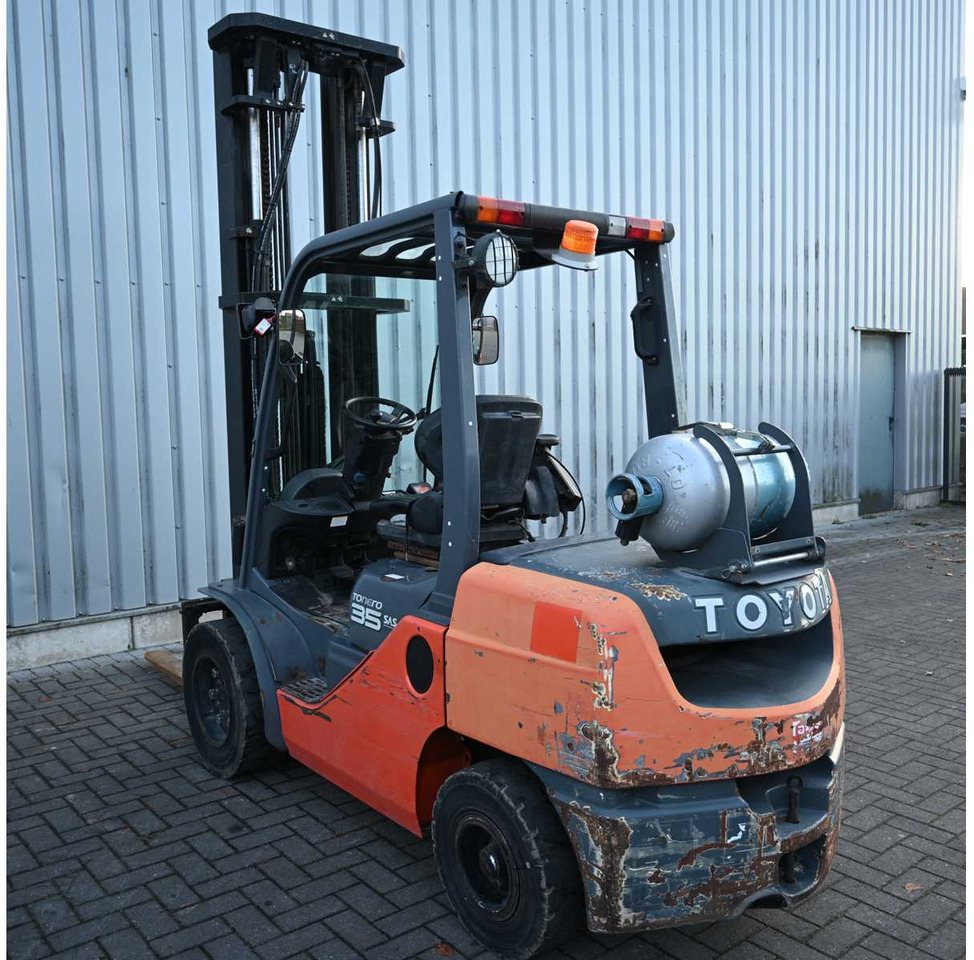 Вилочный погрузчик TOYOTA - 2008 - 02-8FGJF35 - FORKLIFT TRUCK: фото 8 Вилочный погрузчик TOYOTA - 2008 - 02-8FGJF35 - FORKLIFT TRUCK: фото 8