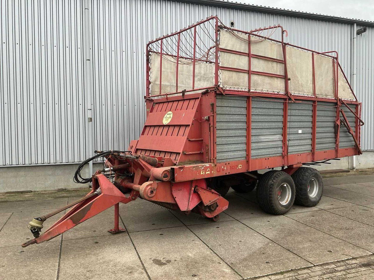 Taarup 1030 - Самозагружающийся прицеп: фото 1 Taarup 1030 - Самозагружающийся прицеп: фото 1