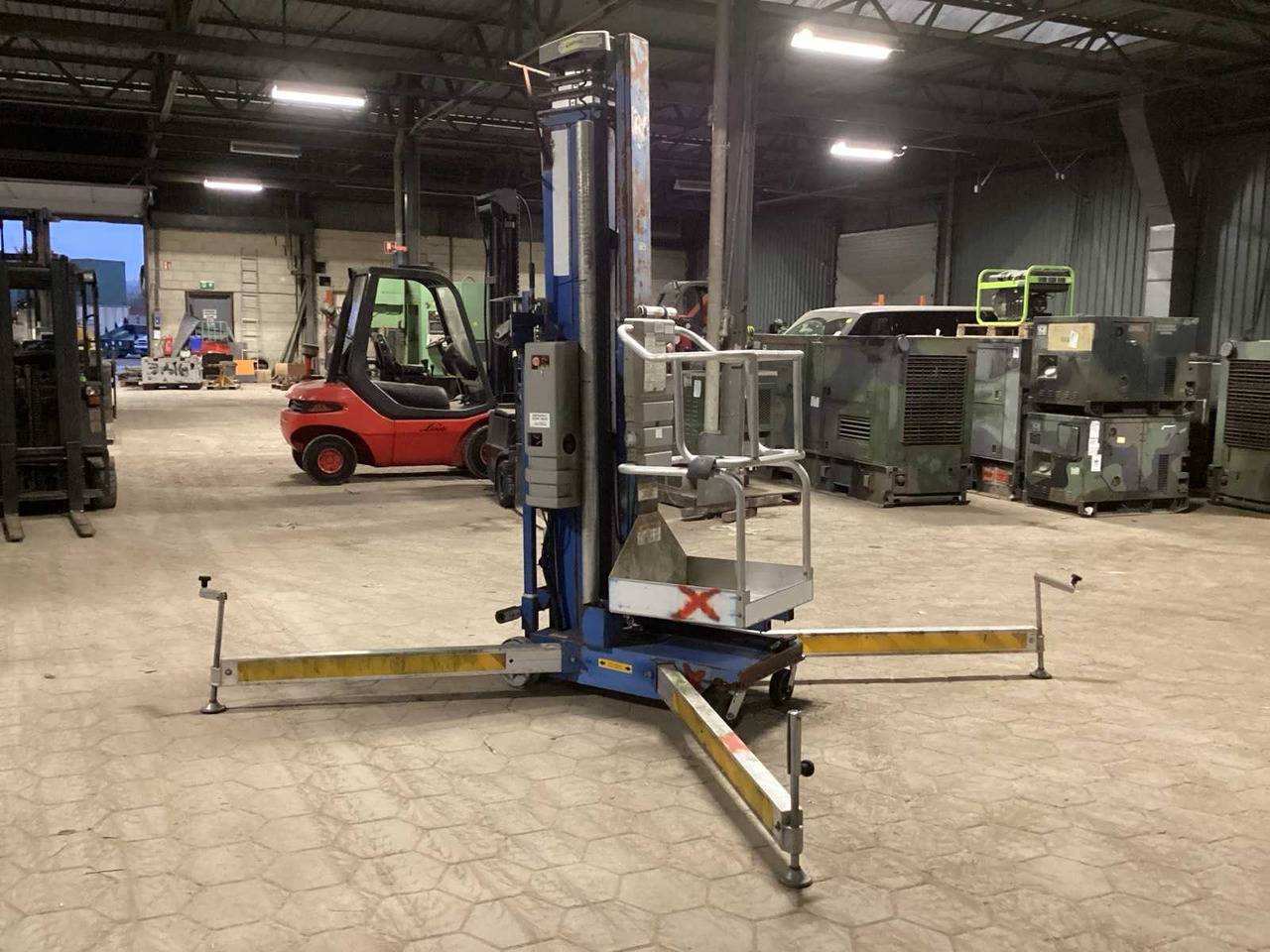 UPRIGHT 68003-002.96 AERIAL PLATFORM - Подъёмник: фото 3 UPRIGHT 68003-002.96 AERIAL PLATFORM - Подъёмник: фото 3