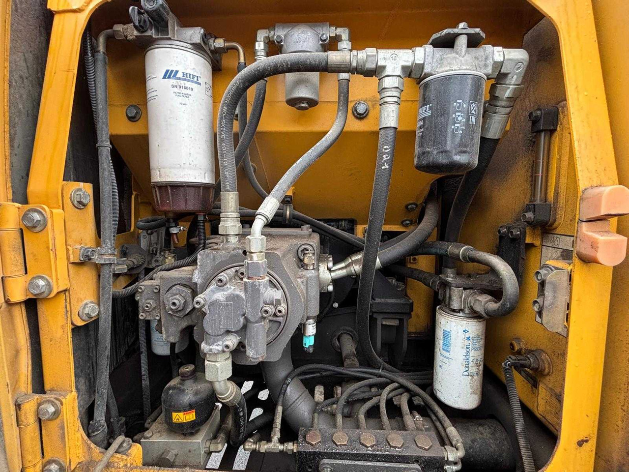 Экскаватор VOLVO - 2007 - EC180CL - CRAWLER EXCAVATOR: фото 11