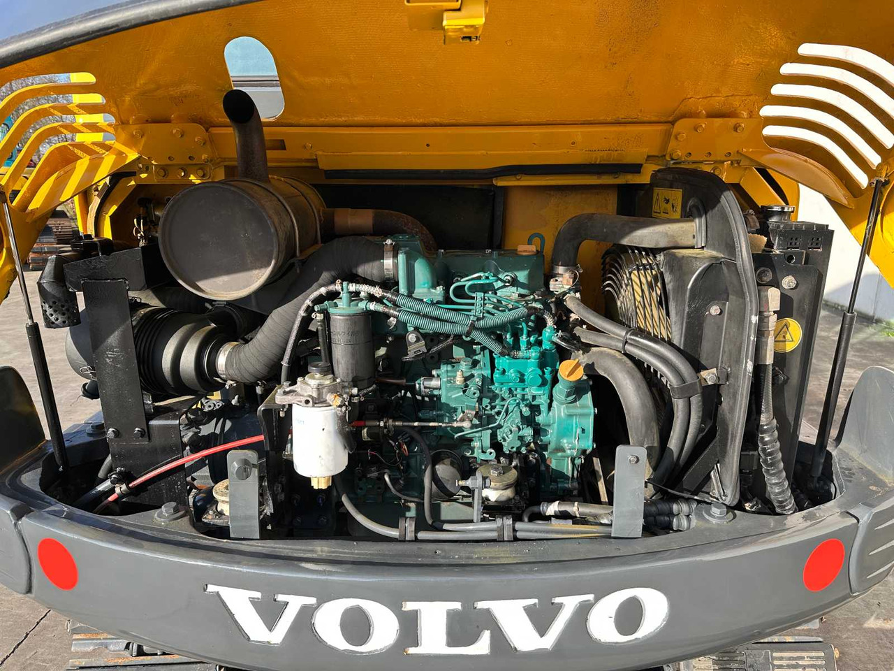Гусеничный экскаватор Volvo EC55B: фото 27