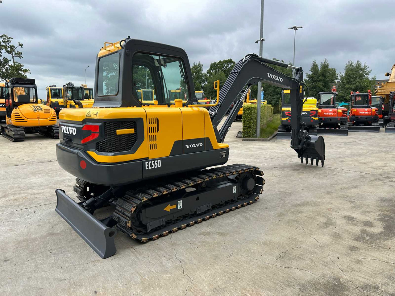 Volvo EC55D - Гусеничный экскаватор: фото 4 Volvo EC55D - Гусеничный экскаватор: фото 4