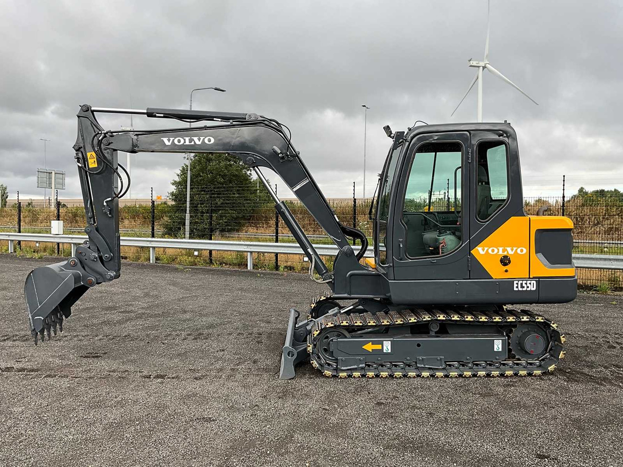 Volvo EC55D - Гусеничный экскаватор: фото 2 Volvo EC55D - Гусеничный экскаватор: фото 2