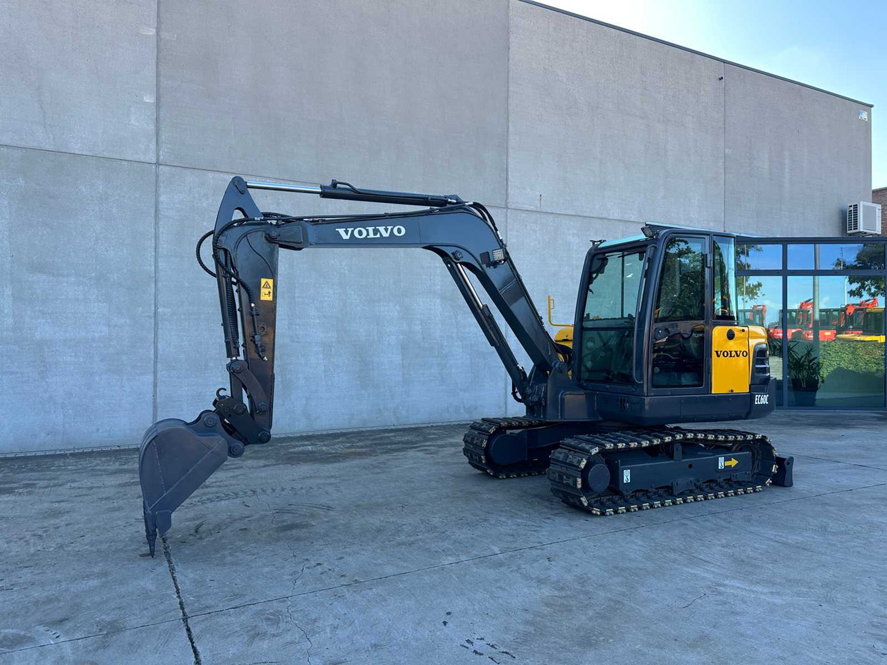 Volvo EC60C - Гусеничный экскаватор: фото 1 Volvo EC60C - Гусеничный экскаватор: фото 1
