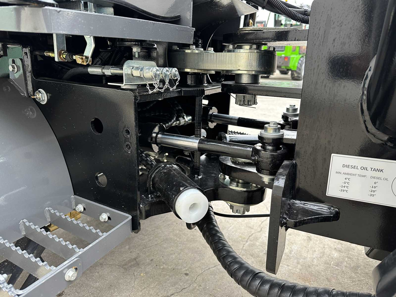 Колёсный погрузчик WOLF - 2025 - MINI 750 - WHEEL LOADER MINI 750: фото 19