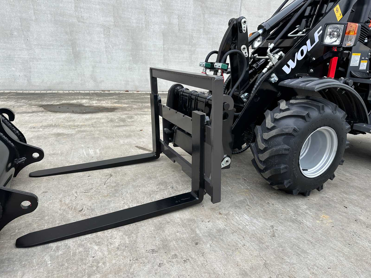 Колёсный погрузчик WOLF - 2025 - MINI 750 - WHEEL LOADER MINI 750: фото 13