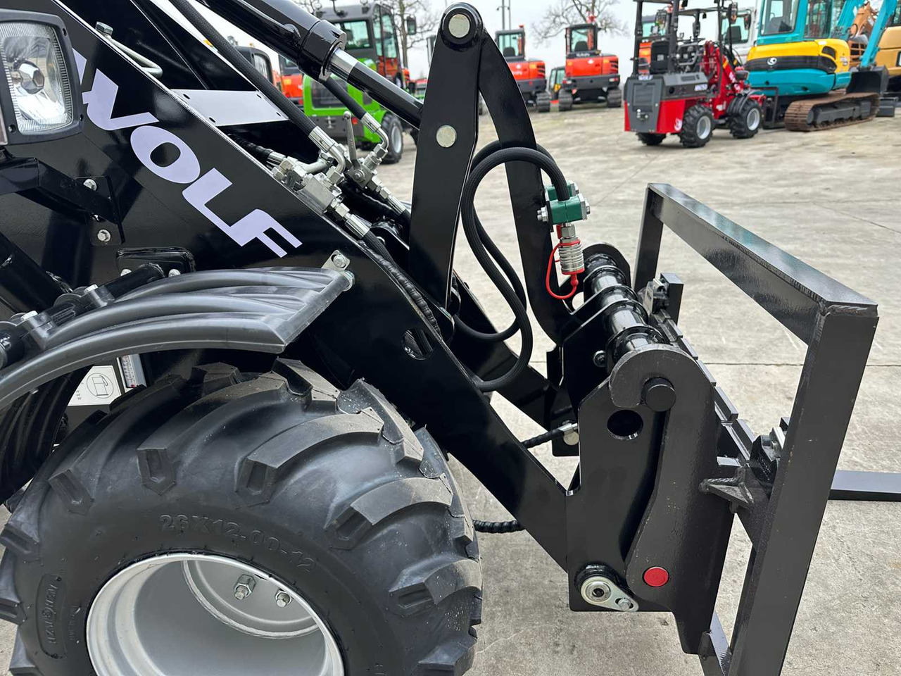 Колёсный погрузчик WOLF - 2025 - MINI 750 - WHEEL LOADER MINI 750: фото 15