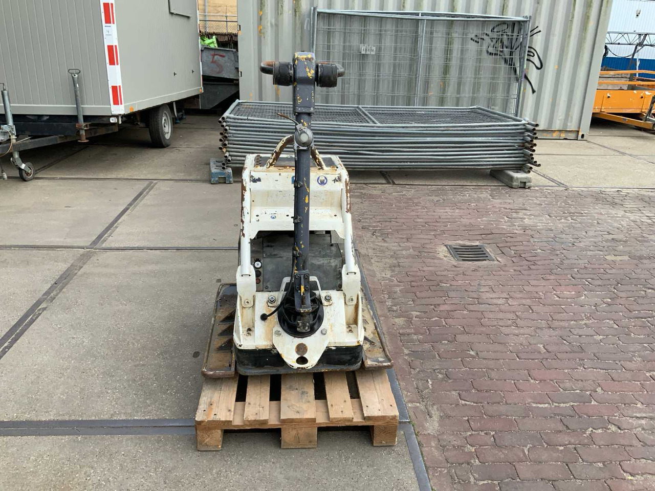Wacker Neuson DPU6055 - Виброплита: фото 4 Wacker Neuson DPU6055 - Виброплита: фото 4