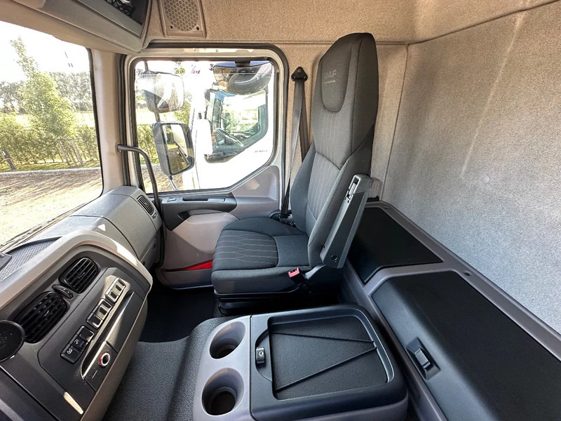 Рефрижератор DAF LF 210 LF.14.210 EURO6. KOELBAKWAGEN MET LAADKLEP: фото 9