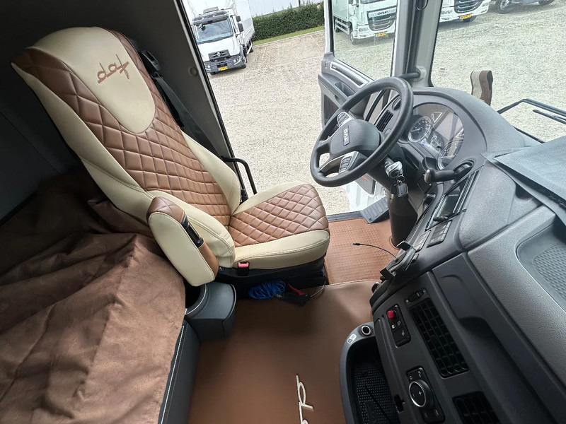 Тентованный грузовик DAF XF 480: фото 17 Тентованный грузовик DAF XF 480: фото 17