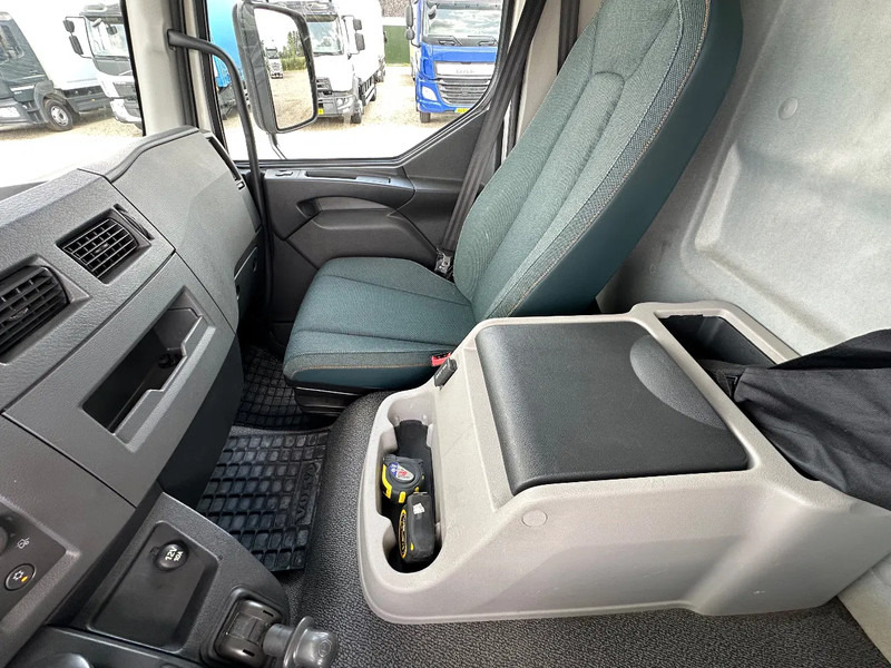 Грузовик с закрытым кузовом Volvo FL FL280.16 EURO6. 2022. 92747km.: фото 12