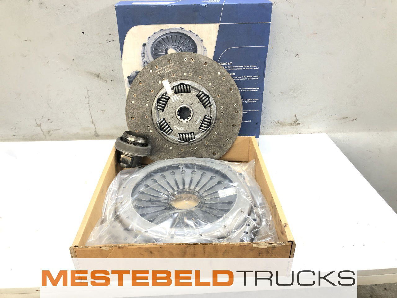 DAF Koppelingsset - Сцепление и запчасти для Грузовиков: фото 1 DAF Koppelingsset - Сцепление и запчасти для Грузовиков: фото 1