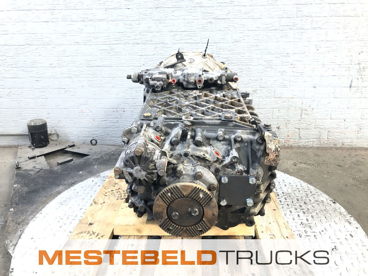DAF Versnellingsbak 16S181 OD - Коробка передач и запчасти для Грузовиков: фото 1 DAF Versnellingsbak 16S181 OD - Коробка передач и запчасти для Грузовиков: фото 1
