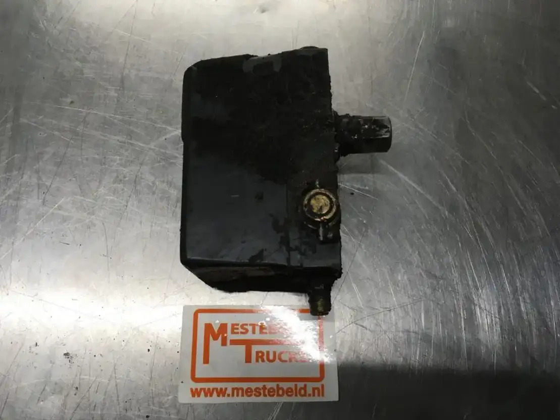 Renault C abinekantelpomp - Кабина и интерьер для Грузовиков: фото 1 Renault C abinekantelpomp - Кабина и интерьер для Грузовиков: фото 1