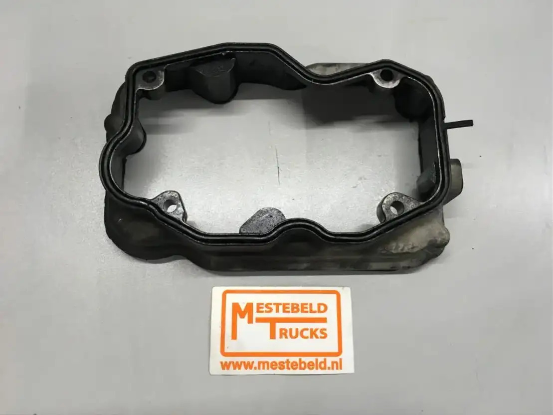 Scania Kleppenmantel - Двигатель и запчасти для Грузовиков: фото 1 Scania Kleppenmantel - Двигатель и запчасти для Грузовиков: фото 1