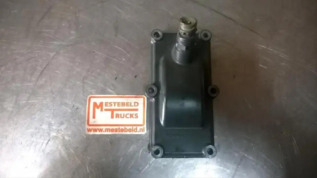 Scania P TO deksel R560 - Коробка передач и запчасти для Грузовиков: фото 1 Scania P TO deksel R560 - Коробка передач и запчасти для Грузовиков: фото 1