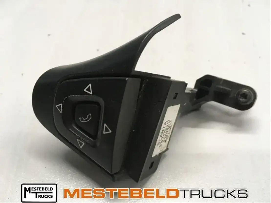 Scania S chakelaarmodule - Электрическая система для Грузовиков: фото 1 Scania S chakelaarmodule - Электрическая система для Грузовиков: фото 1