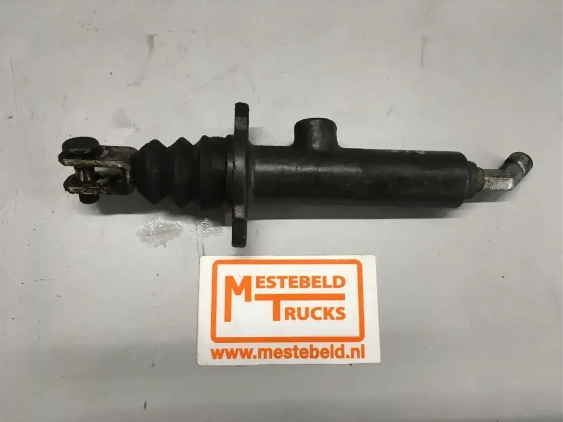 Volvo Hoofdremcilinder  - Тормозной цилиндр для Грузовиков: фото 1 Volvo Hoofdremcilinder  - Тормозной цилиндр для Грузовиков: фото 1