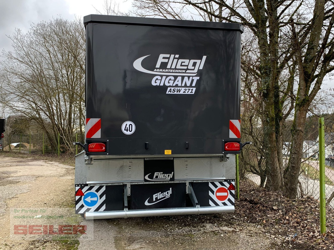 Fliegl ASW 271 C FOX Lenkachse 22,5" 35m³ - Самозагружающийся прицеп: фото 4 Fliegl ASW 271 C FOX Lenkachse 22,5" 35m³ - Самозагружающийся прицеп: фото 4