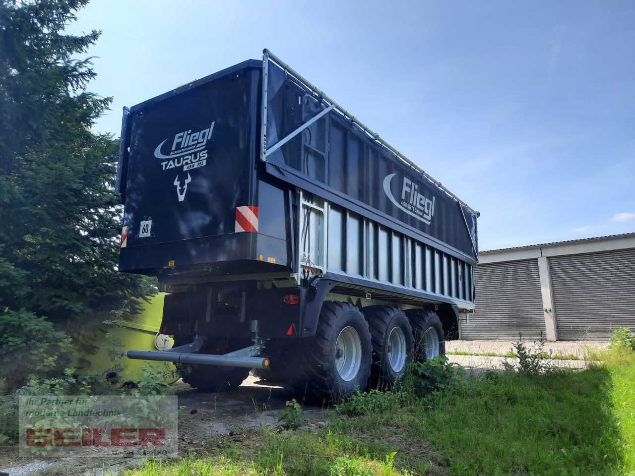 Fliegl ASW 381 TAURUS FOX 45m³ + Top Lift Light - Самозагружающийся прицеп: фото 4 Fliegl ASW 381 TAURUS FOX 45m³ + Top Lift Light - Самозагружающийся прицеп: фото 4