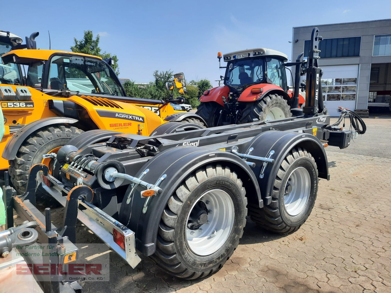 Fliegl HKL 18 Abrollkipper - Прицеп мультилифт/ Бункеровоз: фото 3 Fliegl HKL 18 Abrollkipper - Прицеп мультилифт/ Бункеровоз: фото 3