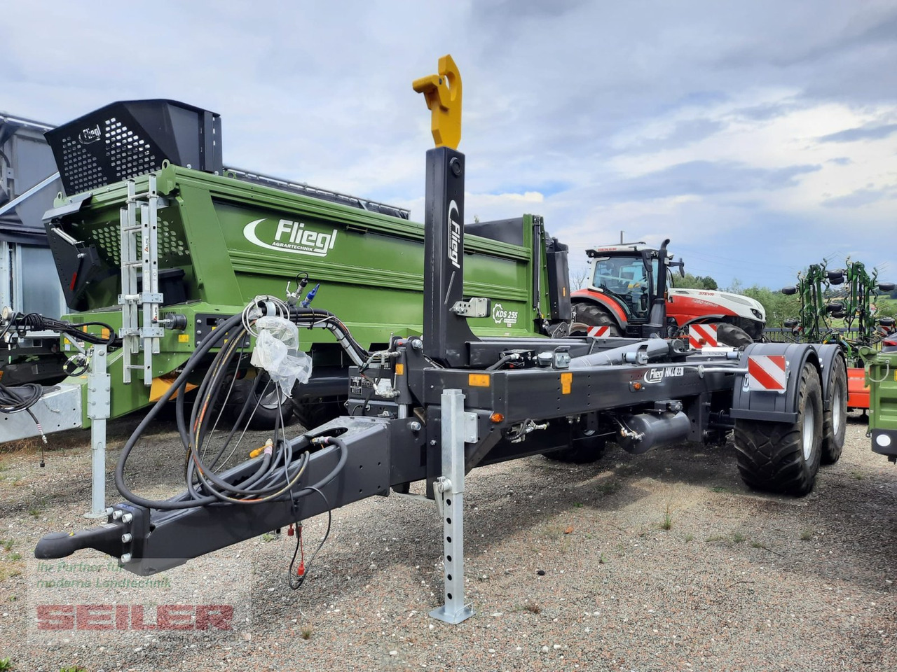 Fliegl HKL 22 Jumbo Abrollkipper - Прицеп мультилифт/ Бункеровоз: фото 1 Fliegl HKL 22 Jumbo Abrollkipper - Прицеп мультилифт/ Бункеровоз: фото 1