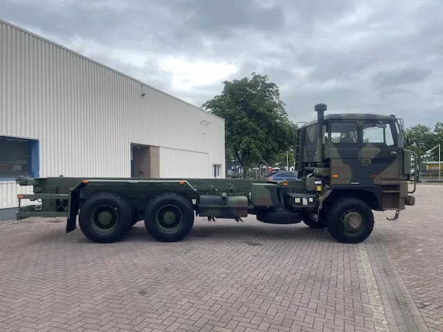 Грузовик-шасси DAF 3600 6x6: фото 20