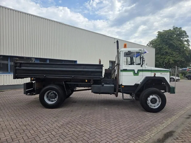 Magirus-Deutz MAGIRUS 150-16 NL-Truck 4x4 Manual-Gear Steel/Steel - Самосвал: фото 2 Magirus-Deutz MAGIRUS 150-16 NL-Truck 4x4 Manual-Gear Steel/Steel - Самосвал: фото 2