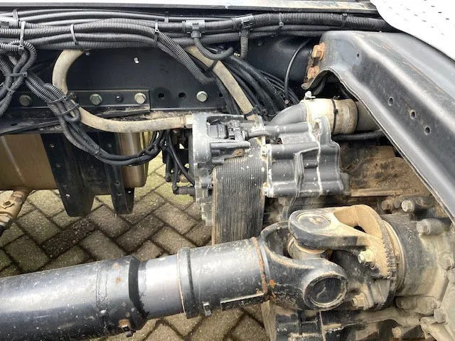 MAN TGS 18.480 Euro 5 Retarder 2-Tanks - Тягач: фото 4 MAN TGS 18.480 Euro 5 Retarder 2-Tanks - Тягач: фото 4