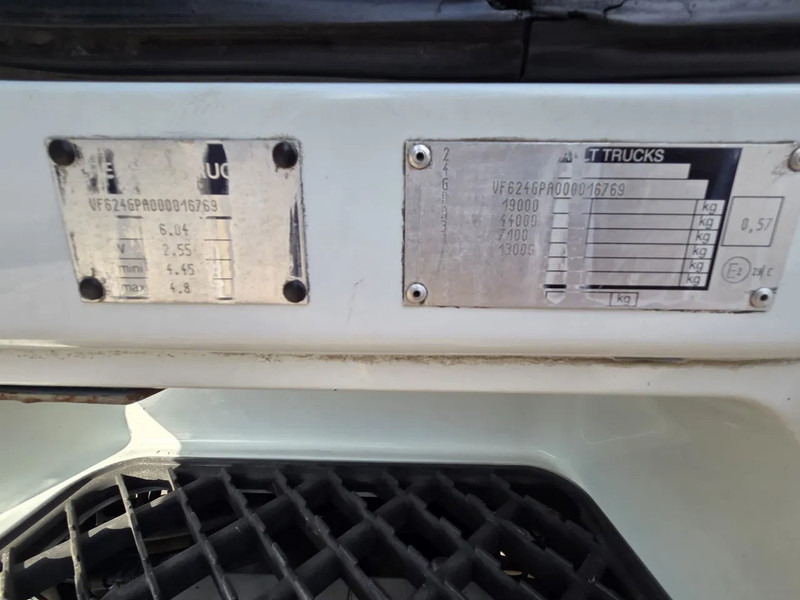 Тягач Renault Premium 450 2 Tanks, Retarder, Manual Gear: фото 15