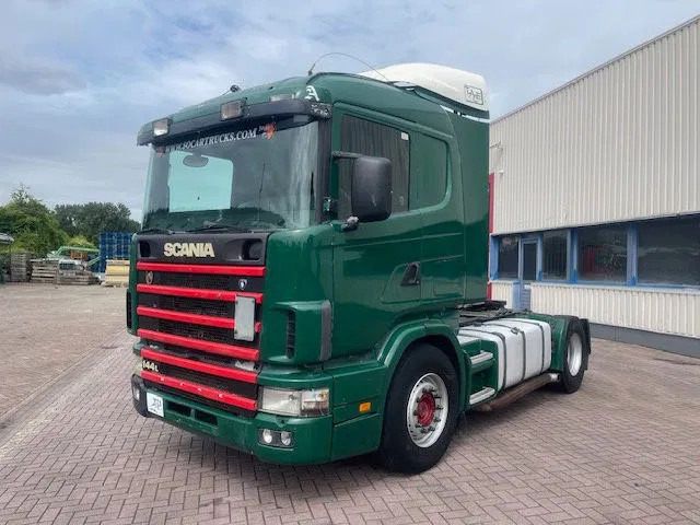 Scania R144-530 V8 Retarder 2x Diesel tank - Тягач: фото 3 Scania R144-530 V8 Retarder 2x Diesel tank - Тягач: фото 3