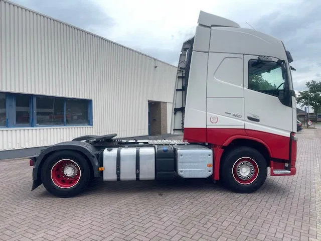 Volvo FH 13.460 2Tanks-NL~Truck-Parking Cool TUV - Тягач: фото 5 Volvo FH 13.460 2Tanks-NL~Truck-Parking Cool TUV - Тягач: фото 5