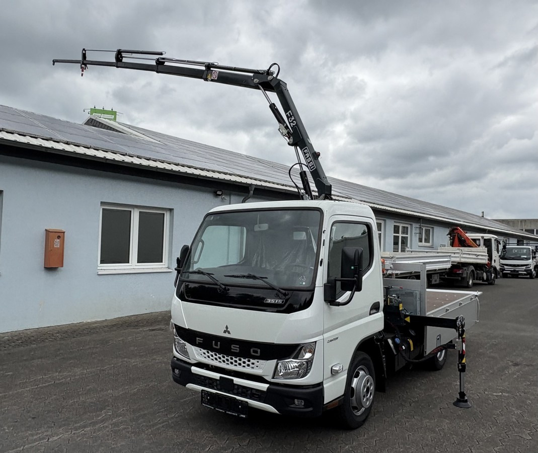 FUSO 3S15 Alu Pritsche 2.80m Ladekran Funk! sofort ve - Автоманипулятор, Грузовик бортовой/ Платформа: фото 1 FUSO 3S15 Alu Pritsche 2.80m Ladekran Funk! sofort ve - Автоманипулятор, Грузовик бортовой/ Платформа: фото 1
