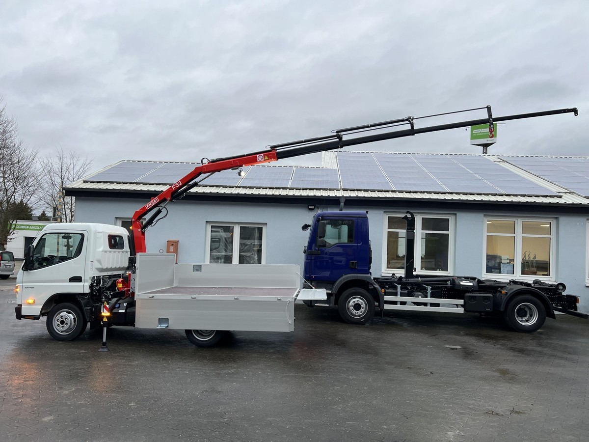 FUSO 3S15 Alu Pritsche 2.80m Ladekran Funk! sofort ve - Автоманипулятор, Малотоннажный бортовой грузовик: фото 3 FUSO 3S15 Alu Pritsche 2.80m Ladekran Funk! sofort ve - Автоманипулятор, Малотоннажный бортовой грузовик: фото 3