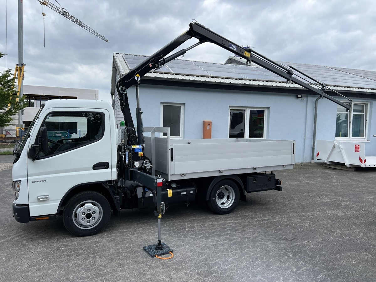FUSO 3S15 Alu Pritsche 2.80m Ladekran - Малотоннажный бортовой грузовик: фото 2 FUSO 3S15 Alu Pritsche 2.80m Ladekran - Малотоннажный бортовой грузовик: фото 2