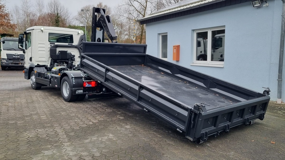 MAN TGL 12.220 BL NEU City Abrollkipper 8t TipMatic - Крюковой мультилифт: фото 4 MAN TGL 12.220 BL NEU City Abrollkipper 8t TipMatic - Крюковой мультилифт: фото 4