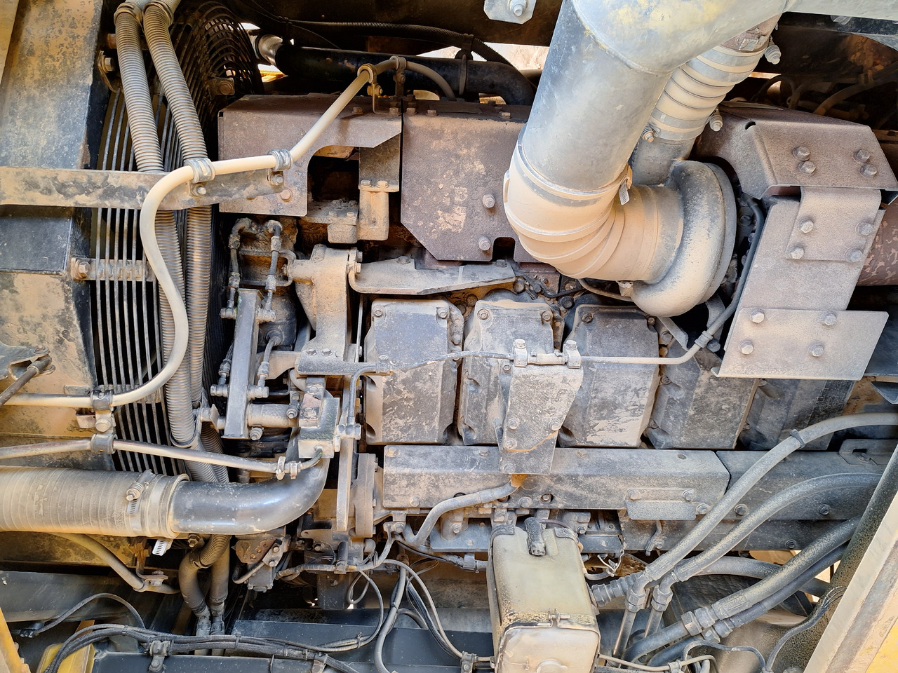 Карьерный самосвал KOMATSU HD605 7-EO: фото 12 Карьерный самосвал KOMATSU HD605 7-EO: фото 12