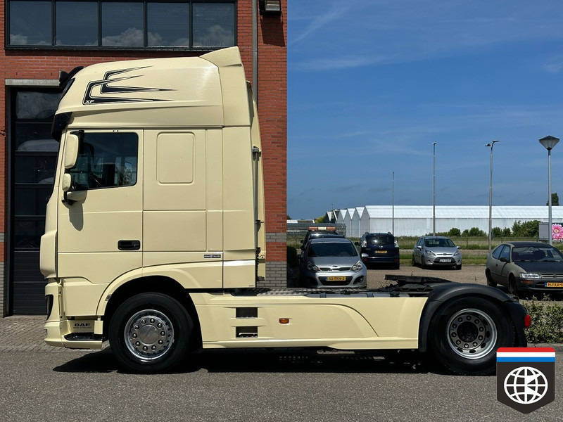 DAF XF 440 FT Super Space / FULL SPOILER / HOLLAND TRUCK - Тягач: фото 3 DAF XF 440 FT Super Space / FULL SPOILER / HOLLAND TRUCK - Тягач: фото 3