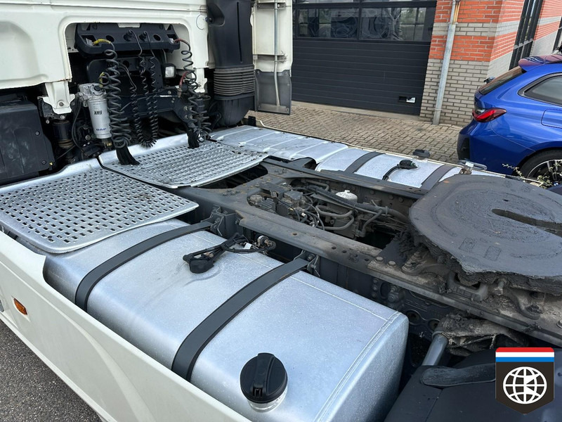 Тягач DAF XF 460 FT 2 X TANK / SIDE SKIRTS / HOLLAND TRUCK: фото 19 Тягач DAF XF 460 FT 2 X TANK / SIDE SKIRTS / HOLLAND TRUCK: фото 19