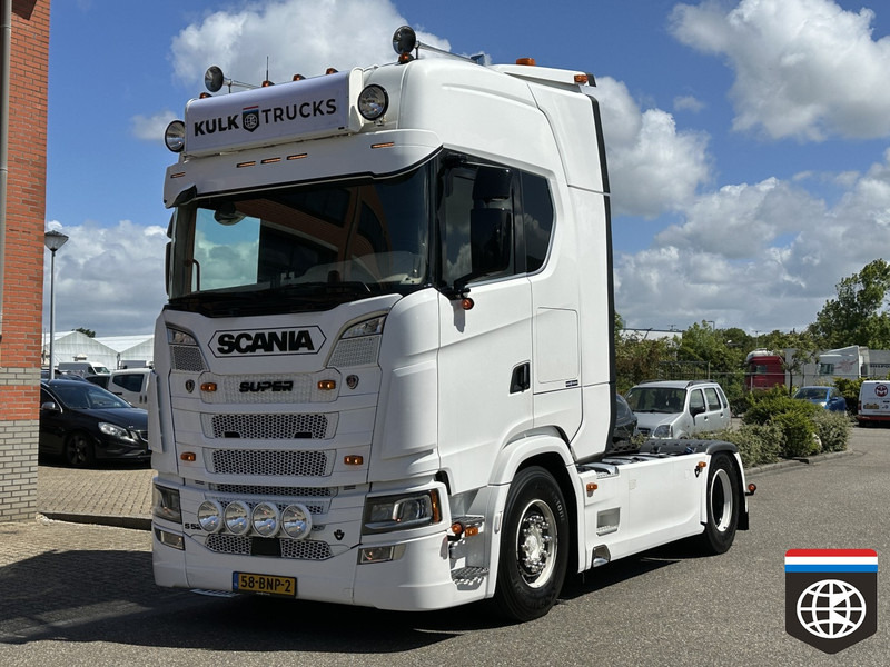 Scania S520 King of the Road - PTO hydraulic - HOLLAND TRUCK *** CONCOURSTAAT *** - Тягач: фото 3 Scania S520 King of the Road - PTO hydraulic - HOLLAND TRUCK *** CONCOURSTAAT *** - Тягач: фото 3