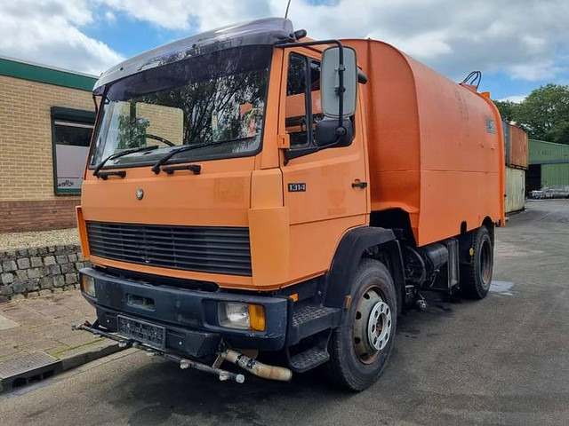 Mercedes-Benz 1314 KO - Подметально-уборочная машина: фото 1 Mercedes-Benz 1314 KO - Подметально-уборочная машина: фото 1