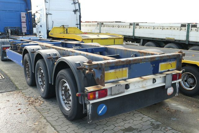 Carnehl CCS/HS, 1x20/2x20/1x30/1x40 Fuß Container, Lift - Полуприцеп-контейнеровоз/ Сменный кузов: фото 2 Carnehl CCS/HS, 1x20/2x20/1x30/1x40 Fuß Container, Lift - Полуприцеп-контейнеровоз/ Сменный кузов: фото 2
