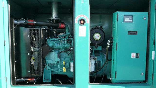 Cummins, Stromgenerator, 250 kVA, 4 Zylinder - Строительное оборудование: фото 2 Cummins, Stromgenerator, 250 kVA, 4 Zylinder - Строительное оборудование: фото 2