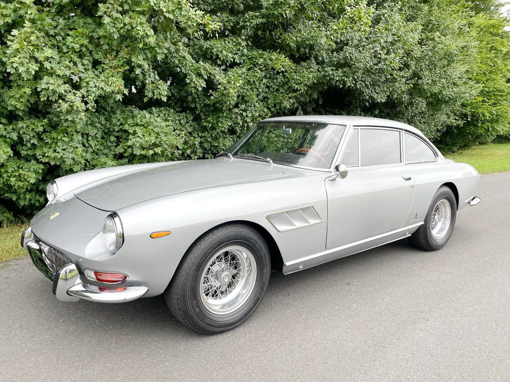 Ferrari 330 GT Coupe 2+2/TÜV neu/H-Zulassung - Легковой автомобиль: фото 1 Ferrari 330 GT Coupe 2+2/TÜV neu/H-Zulassung - Легковой автомобиль: фото 1
