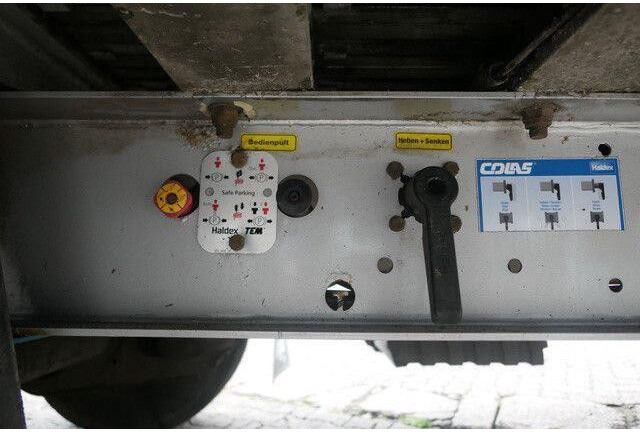 Полуприцеп-фургон Fliegl SDS 390, 92m³, 10mm Boden, Funk, SAF: фото 13