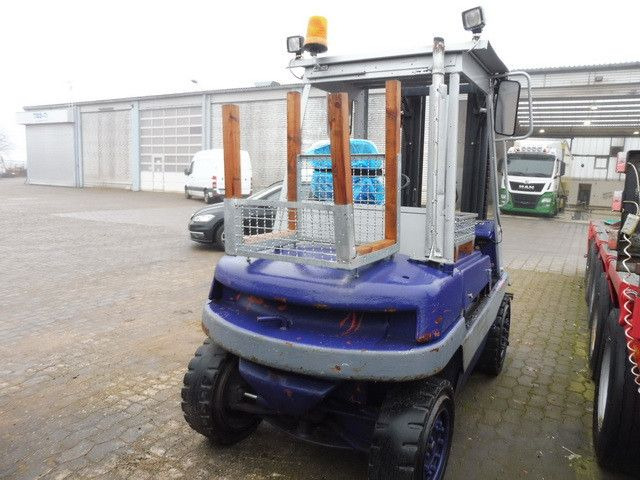 Дизельный погрузчик Linde H40D, Hubkraft 4to., 850Std., Hubhöhe 3,25m: фото 7