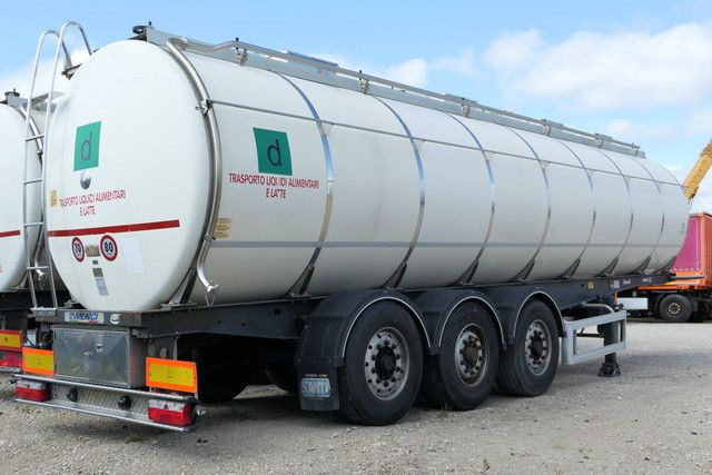 Menci SA 105, isoliert, 32m³, 4 Kammern, Alu-Felgen - Полуприцеп-цистерна: фото 3 Menci SA 105, isoliert, 32m³, 4 Kammern, Alu-Felgen - Полуприцеп-цистерна: фото 3