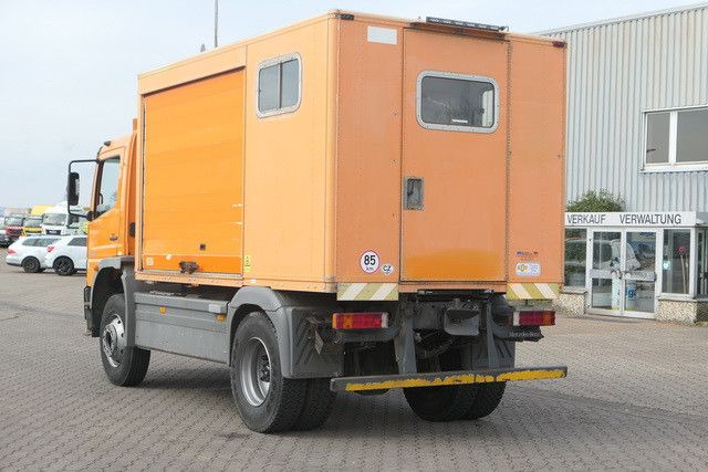 Mercedes-Benz 1518 A Atego 4X4, Klima, AHK, Allrad, Rolltor - Грузовик с закрытым кузовом: фото 3 Mercedes-Benz 1518 A Atego 4X4, Klima, AHK, Allrad, Rolltor - Грузовик с закрытым кузовом: фото 3