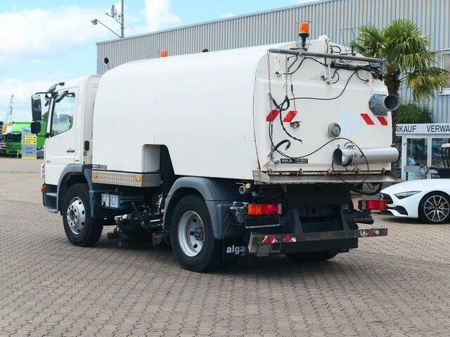 Mercedes-Benz 1518 LKO Atego 4x2, Kobit-Aufbau, 8m³,Wassertank - Подметально-уборочная машина: фото 5 Mercedes-Benz 1518 LKO Atego 4x2, Kobit-Aufbau, 8m³,Wassertank - Подметально-уборочная машина: фото 5